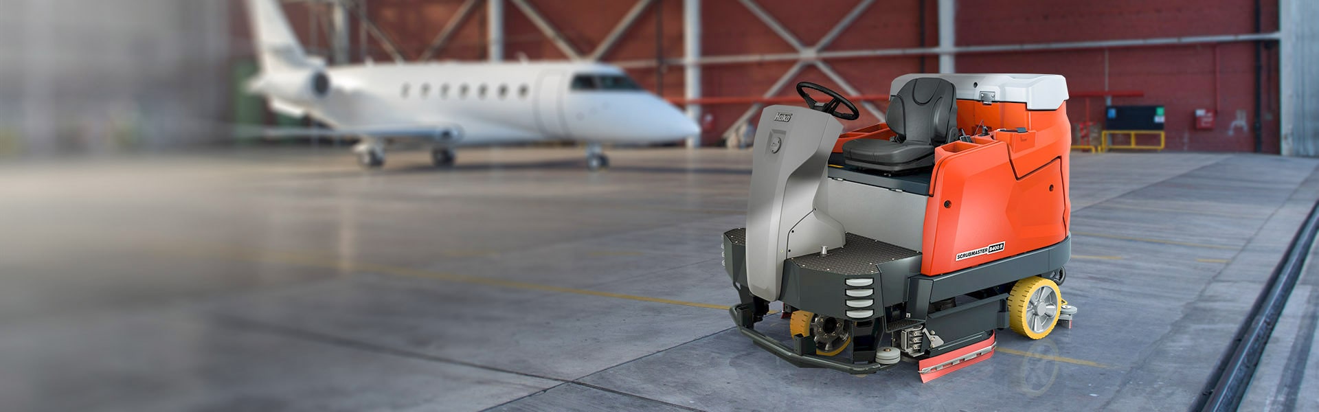 Scrubmaster_B400-R_Hangar