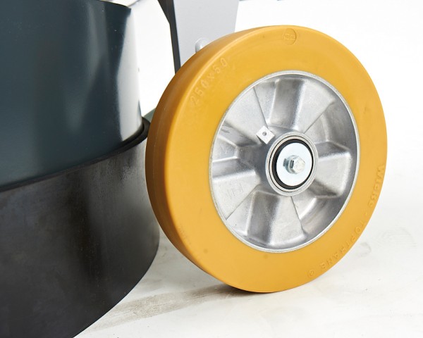 716003-dsm-800-s-d02-spezialraeder-600x600