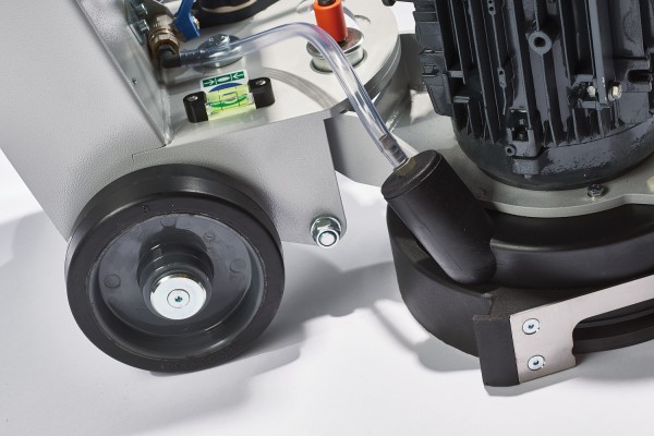 dsm-250s-6-transportraeder-1500x1001-600x600