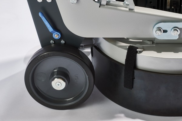 dsm-450-8-transportraeder-1500x1001-600x600