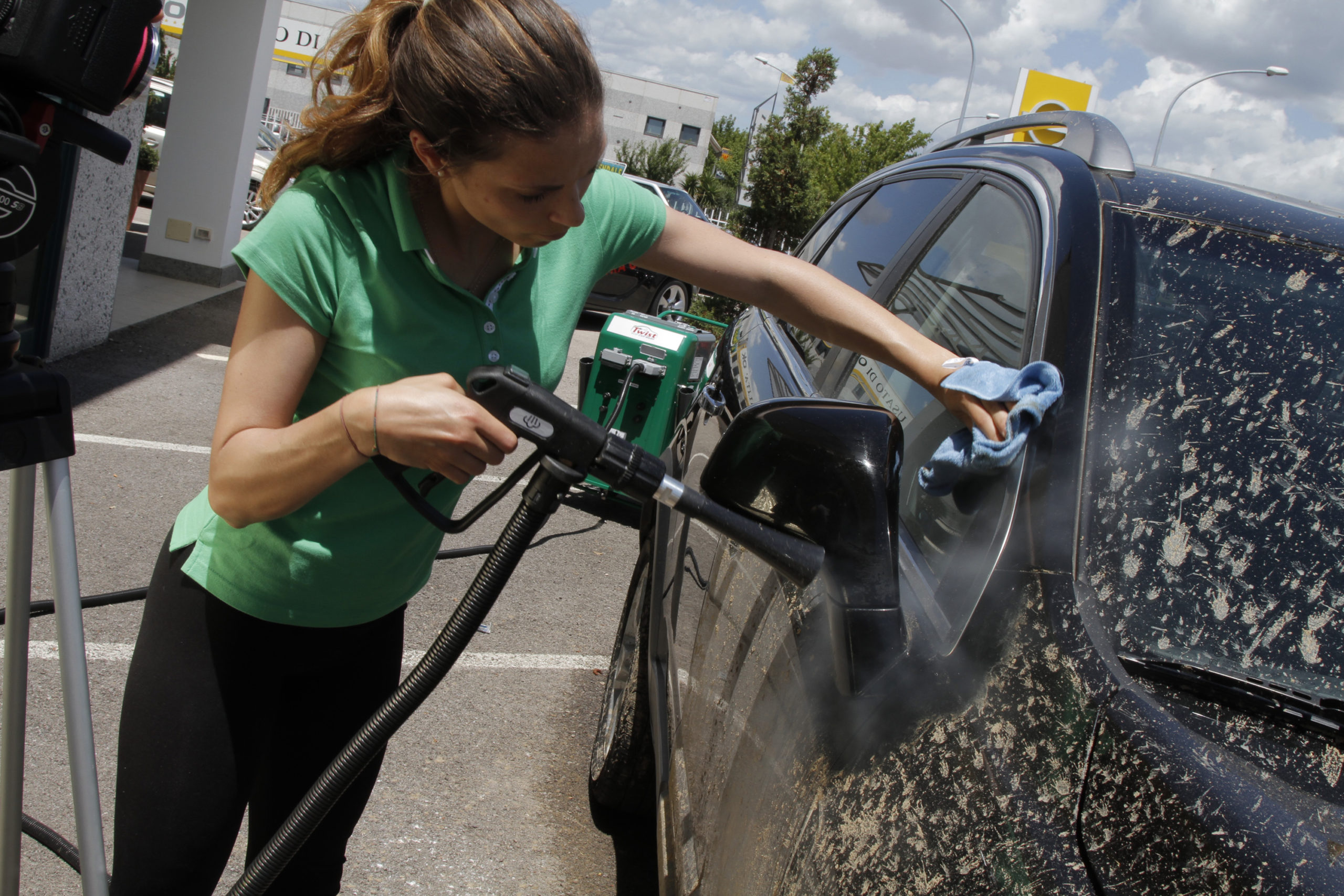 70_twist-eco-car-wash-steam-cleaning-06